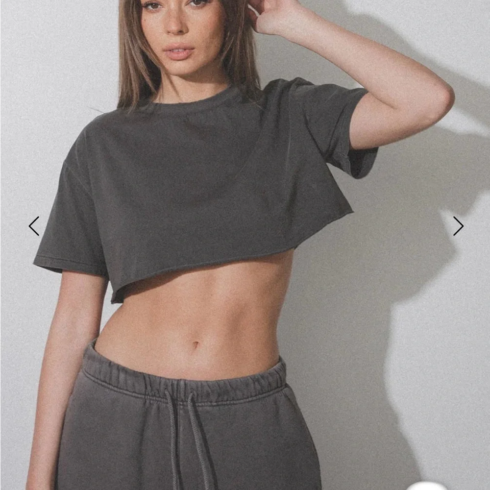 Elwood Women's Black and White Short Sleeve Tee Set - Picture 5 of 6